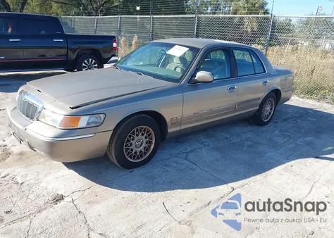 2002 Mercury Grand Marquis Gs z USA, uszkodzony, nr VIN 2MEFM74W92X663530